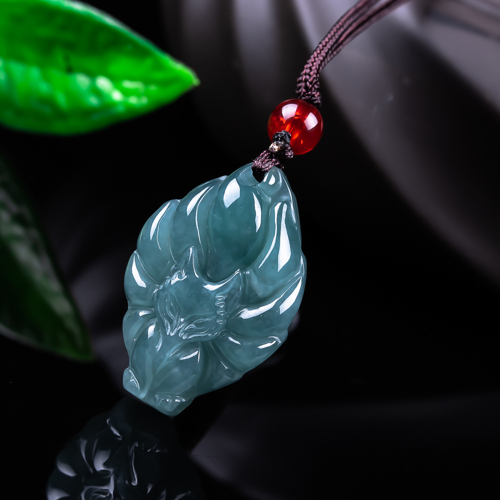 Jewelry & Watches Spółka Z Ograniczoną Odpowiedzialnością Sp Z Oo - 천연 버마산 경옥 여우 펜던트 목걸이