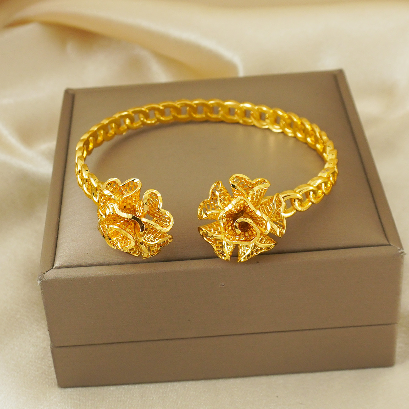 베스트셀러 금도금 구리 팔찌, 시계줄, 속이 빈 꽃무늬 - Best Jewelry Watches 리뷰 및 가격